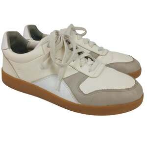 Everlane SZ 9 - The ReLeather Court Off-White / Light Grey Low Top Sneakers